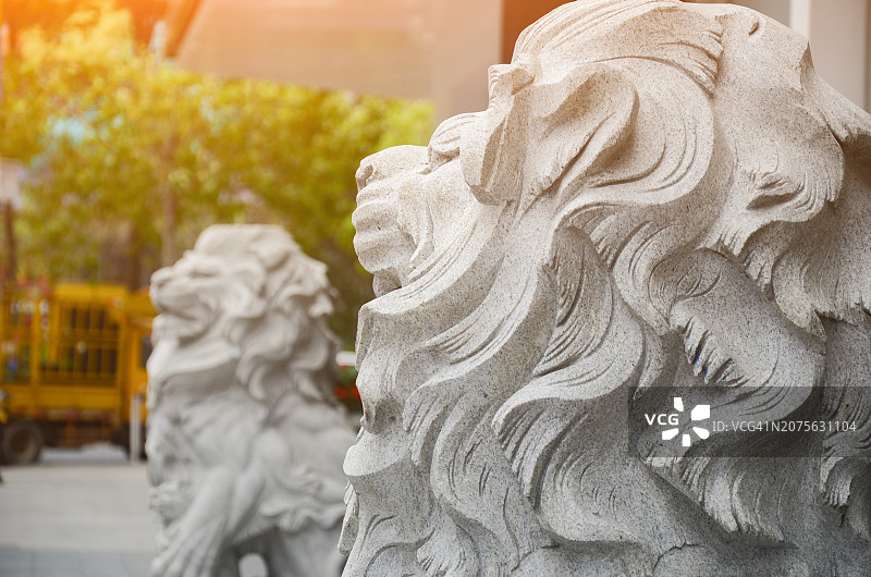 中国广州花岗岩石狮雕塑图片素材