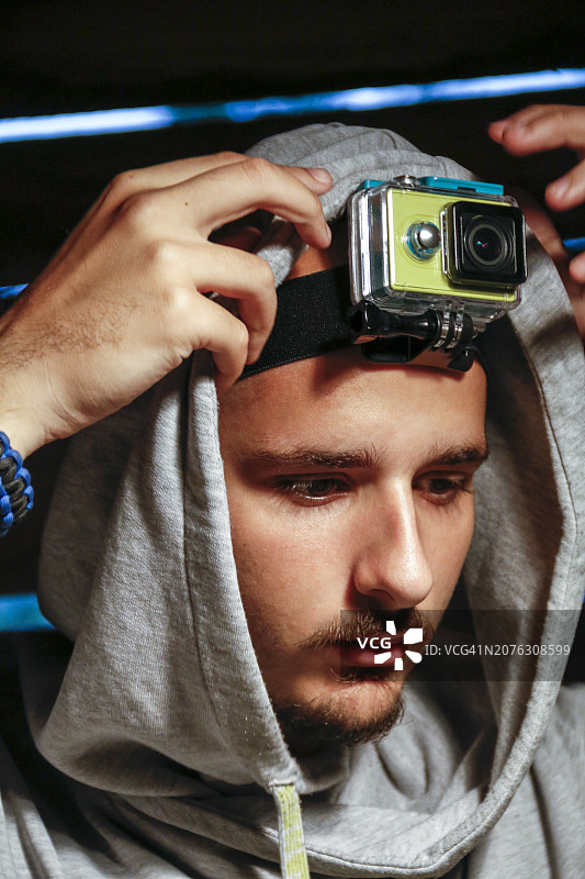 青年男子肖像图片素材