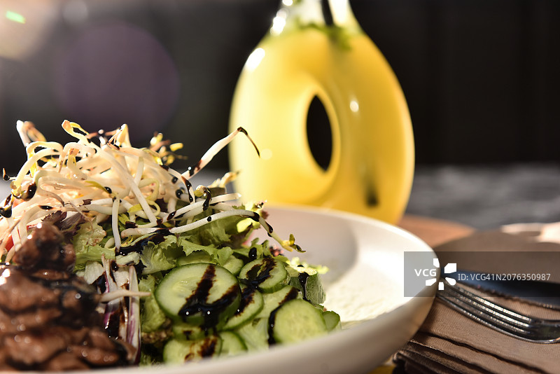 蔬菜肉碗图片素材