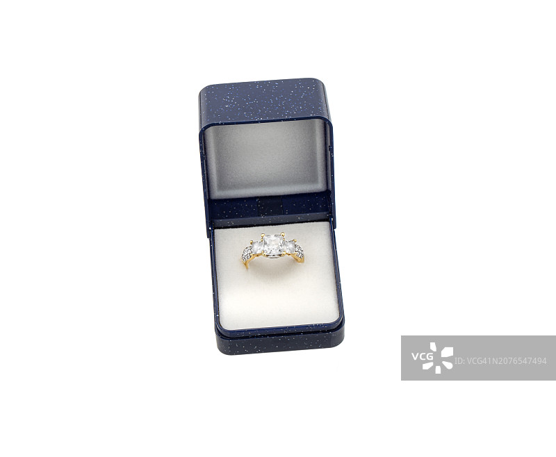 银色金钻戒指图片素材