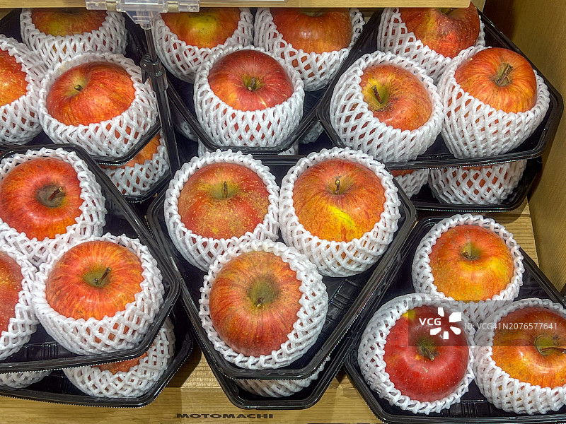 来自岩手县花卷市的优质阳光富士苹果图片素材