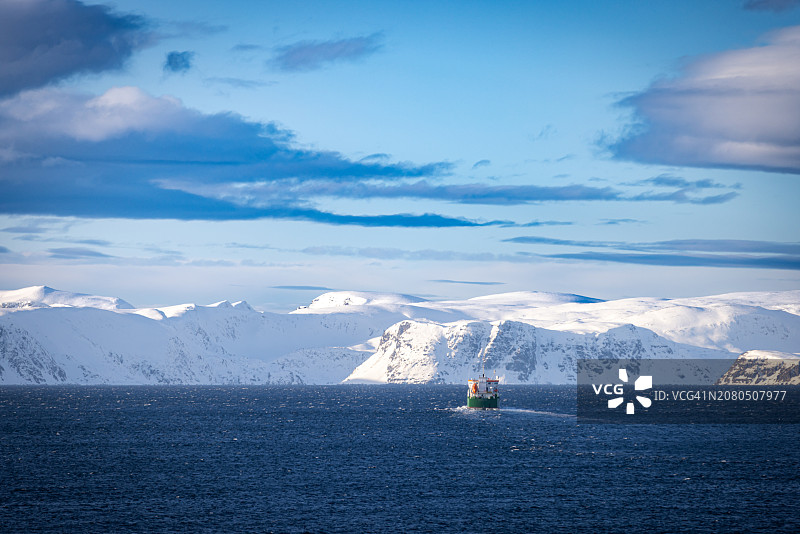 挪威北部冬季北极景观，哈默弗斯特图片素材
