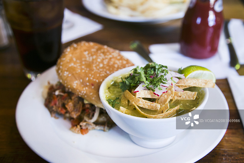 墨西哥玉米饼汤图片素材