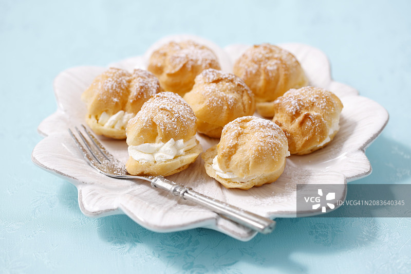 鲜奶油泡芙图片素材