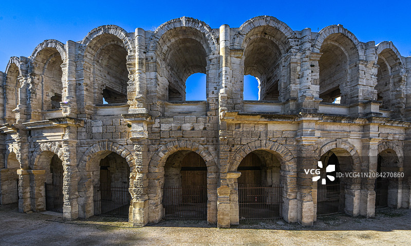 法国普罗旺斯阿尔勒的罗马竞技场图片素材