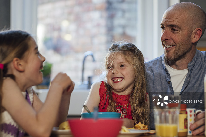 牢不可破的纽带图片素材