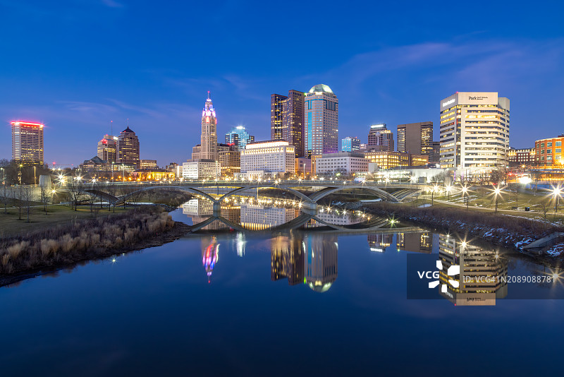 俄亥俄州哥伦布市中心天际线图片素材