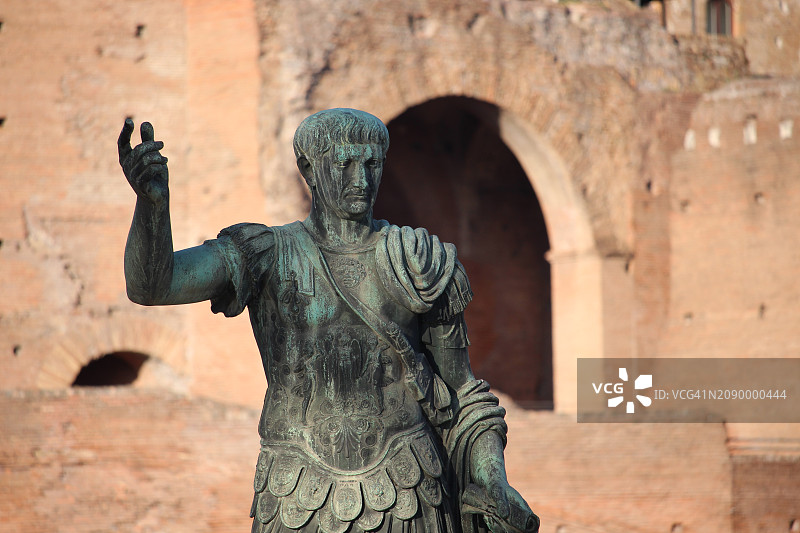 罗马的图拉真雕像图片素材