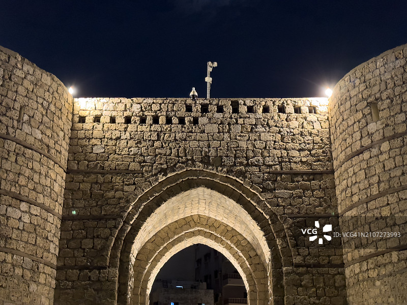 夜幕下的麦加之门 - Al Balad - 吉达 - 沙特阿拉伯图片素材
