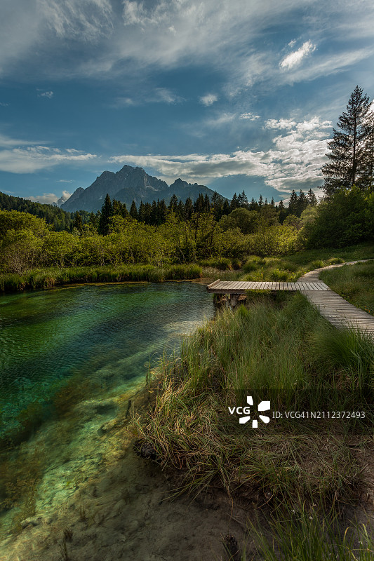克拉尼斯卡戈拉湖光山色图片素材