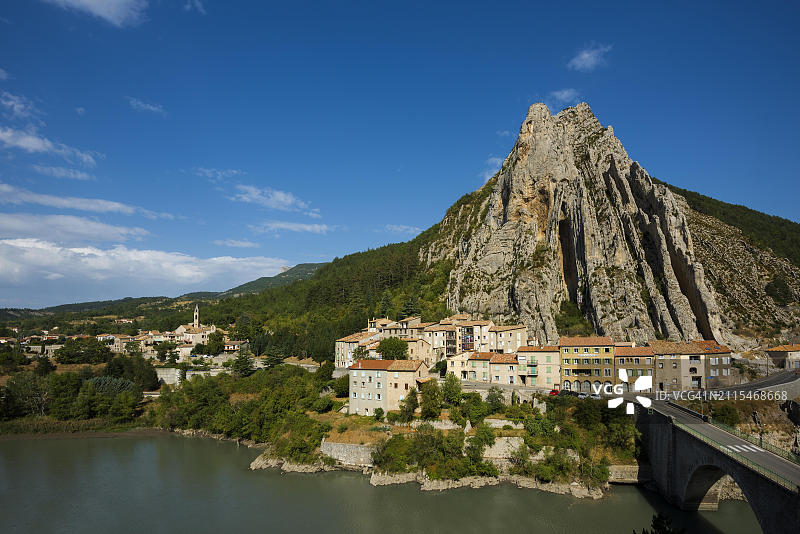 锡斯特龙，普罗旺斯-阿尔卑斯-蓝色海岸大区，法国南部，法国，欧洲图片素材