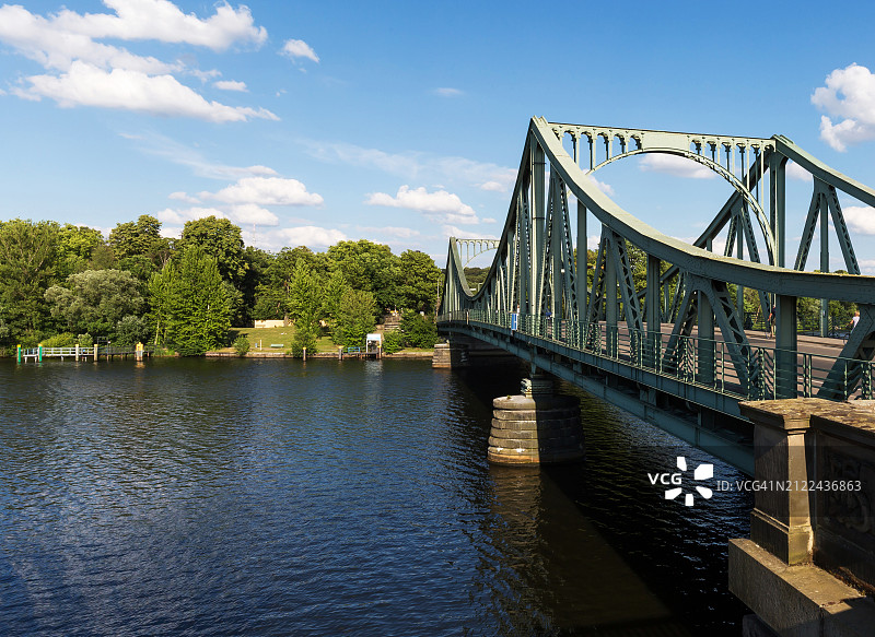 柏林和波茨坦之间的格利尼克桥图片素材