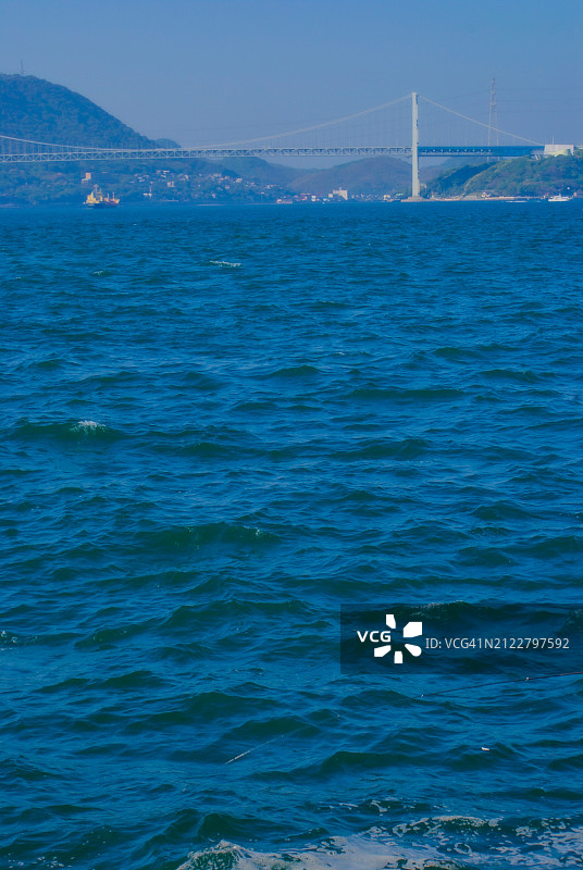 海上悬索桥景色图片素材