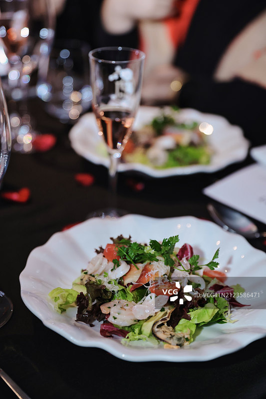 餐盘美食特写图片素材