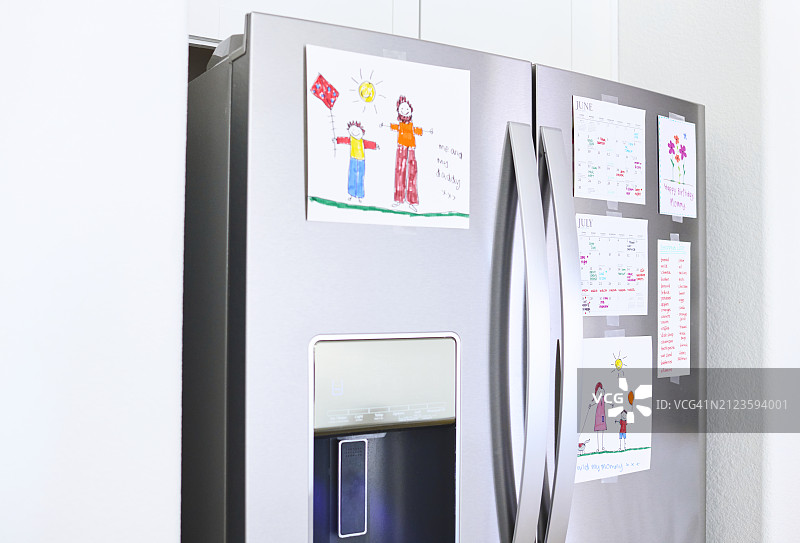 3M产品展示：墙面安全胶带图片素材