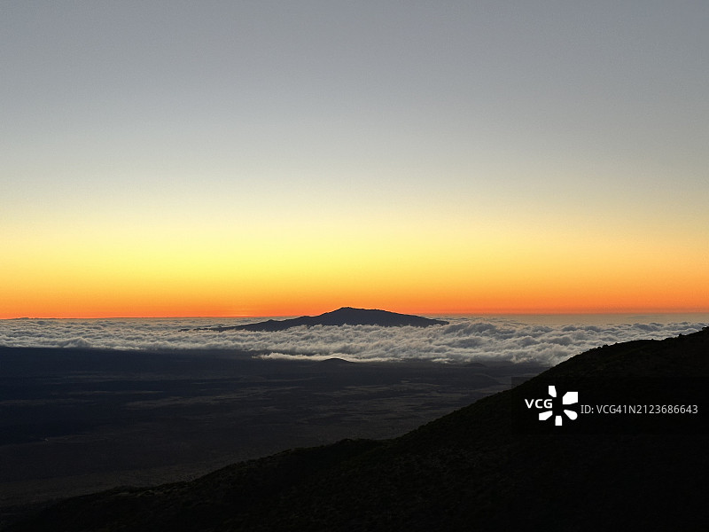 夏威夷郡日落时分的壮丽海景，美国图片素材