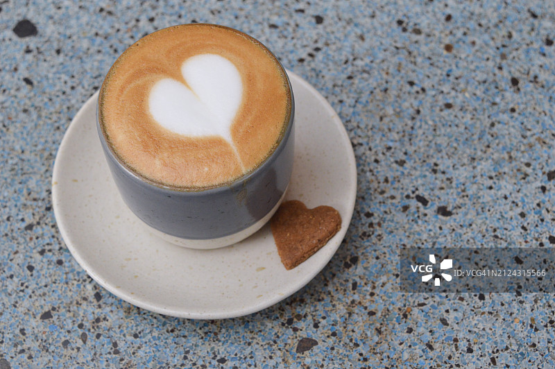 在咖啡馆喝咖啡图片素材