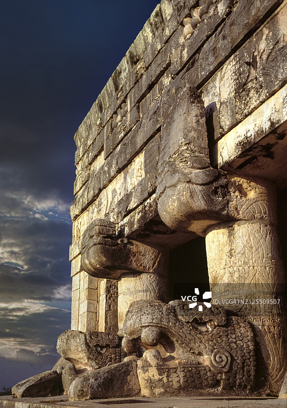 奇琴伊察美洲虎神庙，墨西哥图片素材