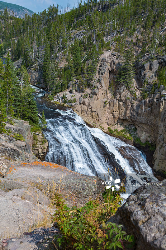 黄石国家公园吉本河上的吉本瀑布，怀俄明州图片素材