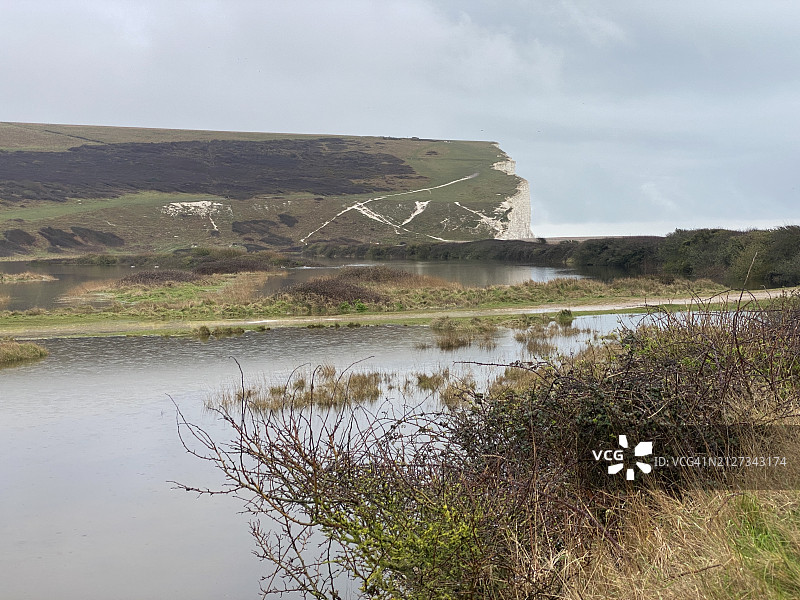 英国苏塞克斯七姐妹悬崖和库克米尔河风光图片素材