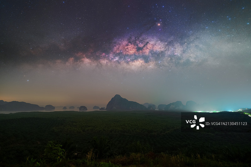 攀牙湾的银河系图片素材