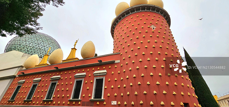 西班牙加泰罗尼亚达利博物馆人物图片素材