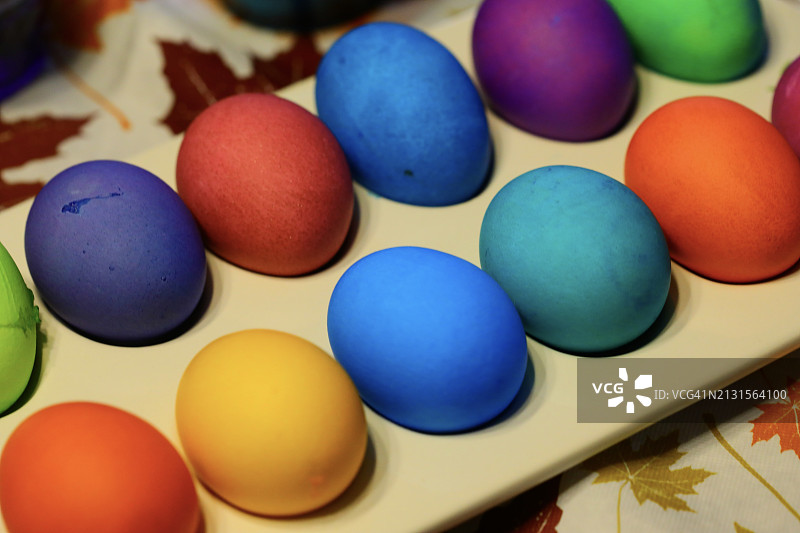 彩色鸡蛋图片素材