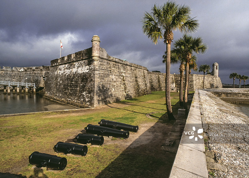 美国佛罗里达州圣奥古斯丁圣马科斯城堡图片素材