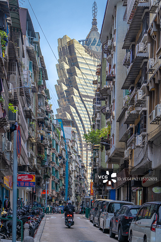 中国澳门住宅区与现代建筑对比图片素材