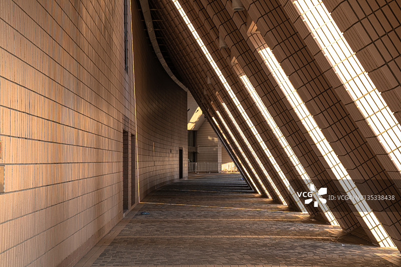 现代金色建筑景观图片素材