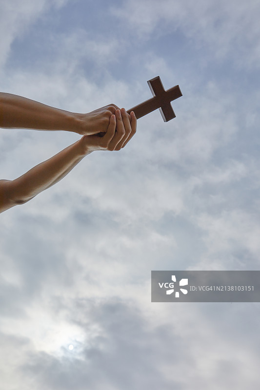 宗教、祈祷、信仰、十字架、赞美图片素材