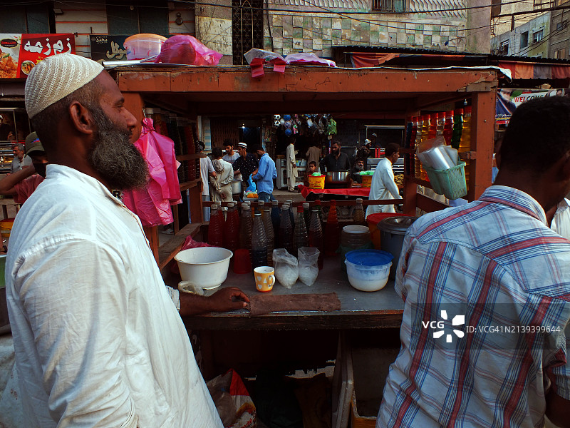 店铺售卖的糖浆饮品图片素材