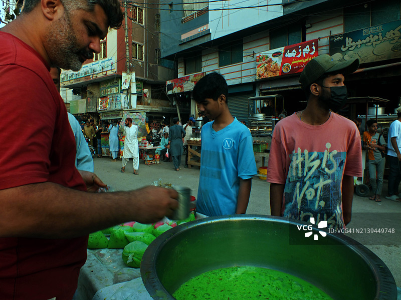 店铺售卖的糖浆饮品图片素材
