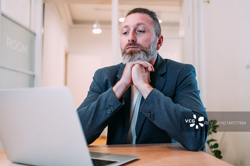 通往成功没有捷径图片素材