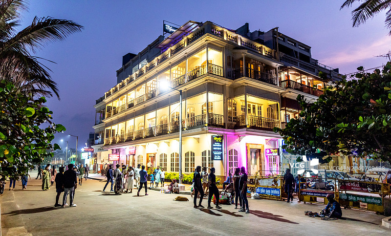 印度本地治里海滨夜景图片素材