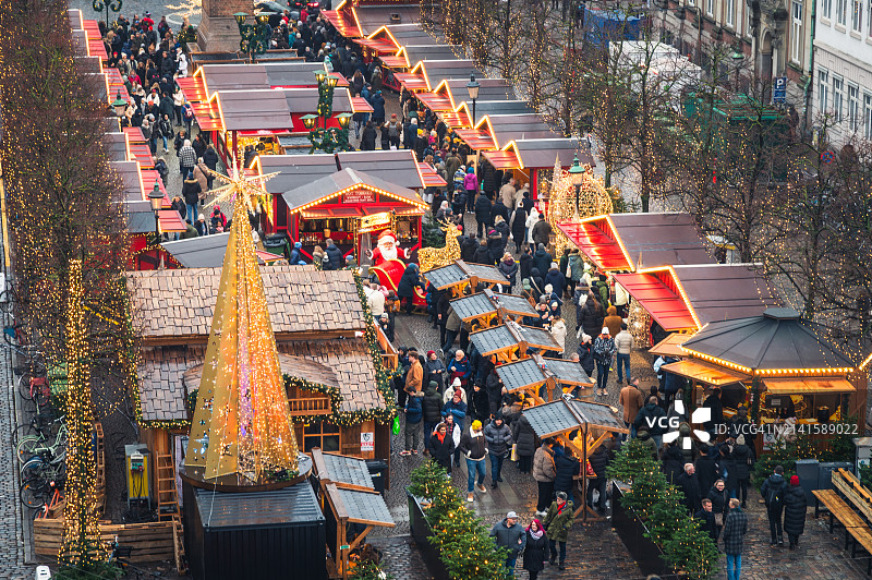 圣诞市场摊位俯视图图片素材