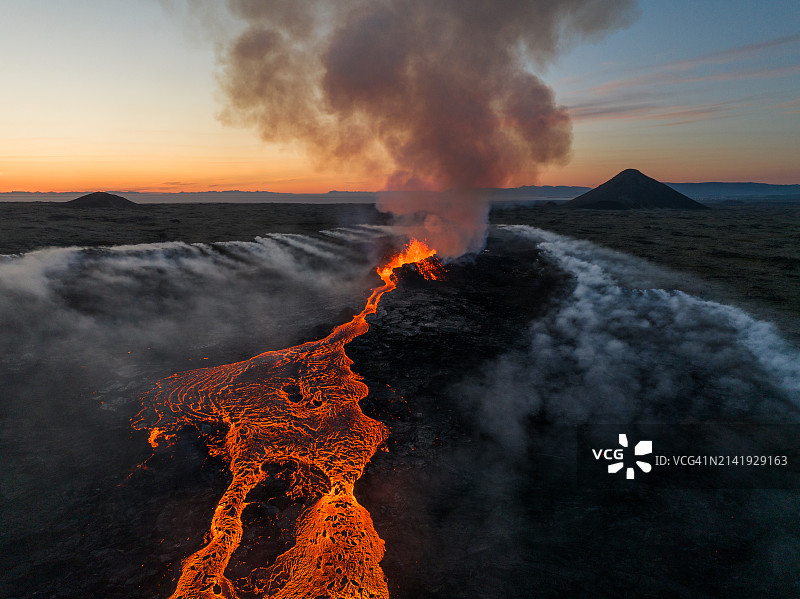 大自然的爆发力图片素材
