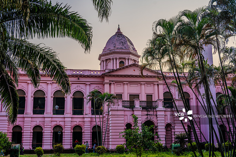 阿赫桑·曼zil宫的傍晚景色图片素材