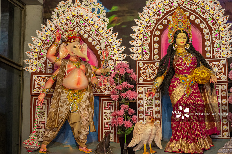 达卡ेश्वरी寺的象头神和拉克希米图片素材