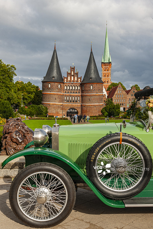 吕贝克霍尔斯滕门景观图片素材