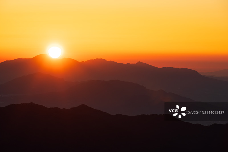清晨山景美丽风光图片素材