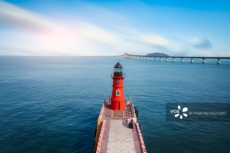 美丽的海边灯塔图片素材