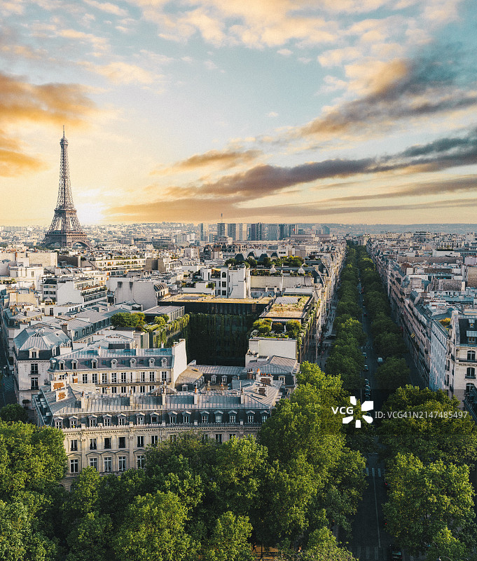 巴黎天际线的日落高空景观图片素材