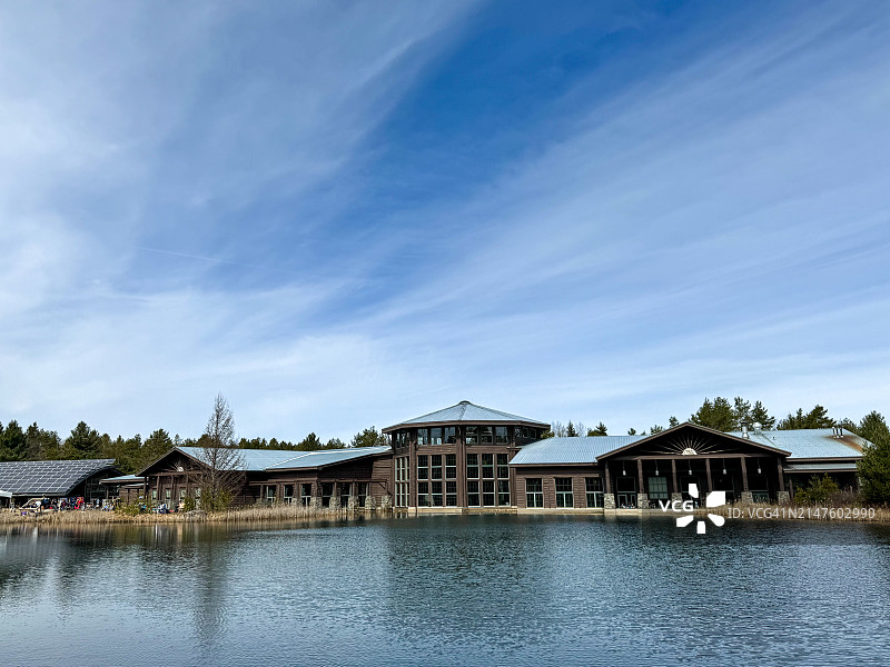 观看日食图片素材