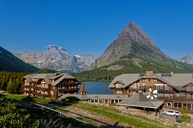 冰川国家公园的山脉景色图片素材