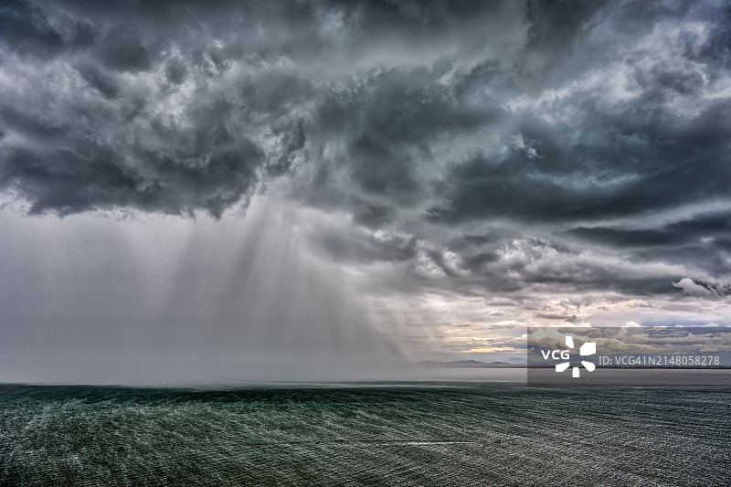海上暴风云景色图片素材