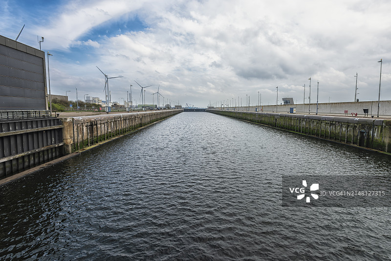 北海运河及船闸设施广角景观图片素材