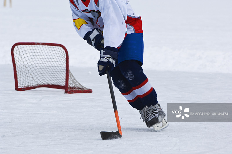 冰球运动员图片素材