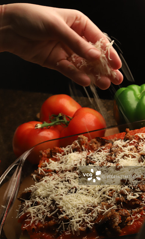 在美国纽约准备食物的局部特写图片素材