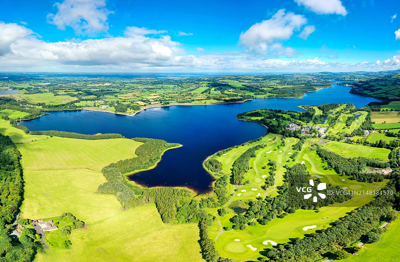 爱尔兰威克洛郡布莱辛顿湖图片素材